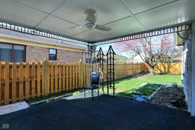 Building Photo - 1240 N Irvington Ave