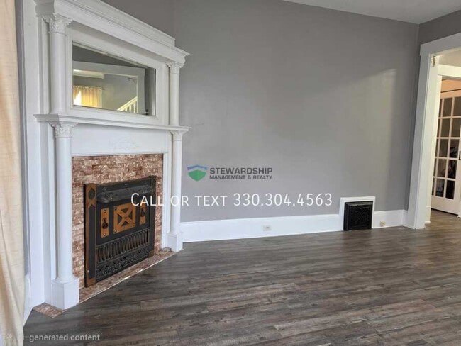 Building Photo - 213 Chestnut Ave NE