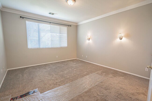 Building Photo - COMING SOON! Charming 4-Bedroom Single-Story Home in Lancaster!