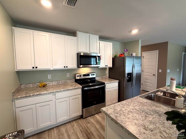 Building Photo - 1719 Paisleigh Dr