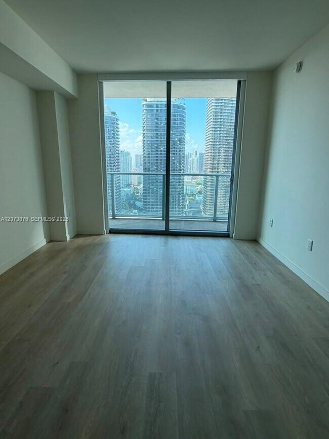Building Photo - 1100 S Miami Ave