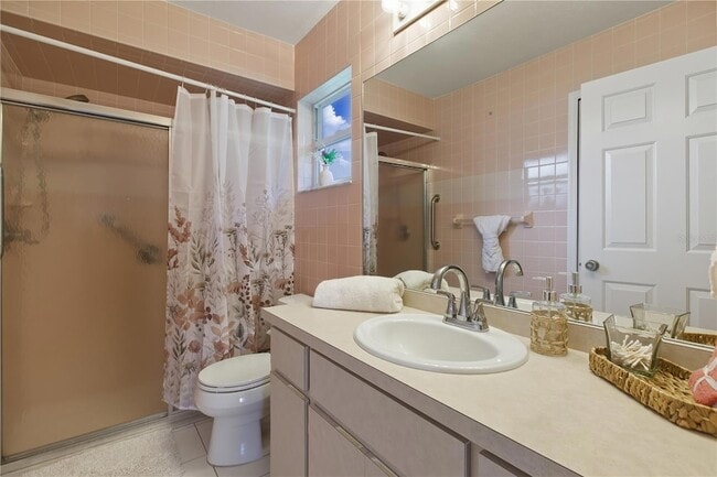 Building Photo - 3063 Lake June Blvd