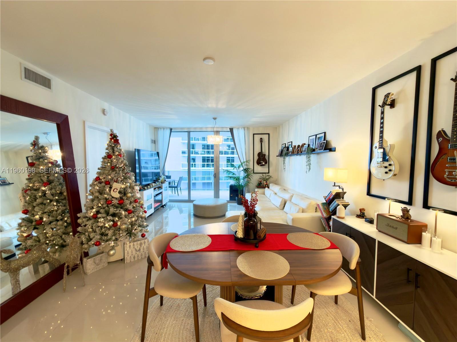 Building Photo - 488 NE 18th St