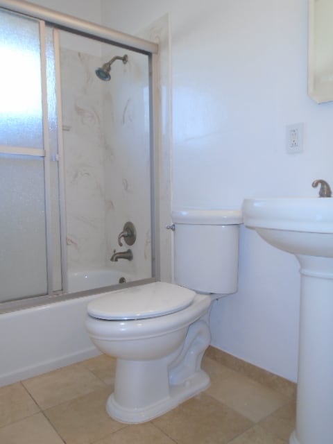 Building Photo - Nor Cal Realty, Inc. - 3 Bedroom, 1 Bath House with 2 Car Garage - Coming soon