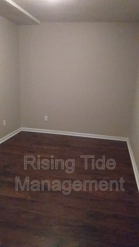 Building Photo - 8512 Cedar Bark Cir