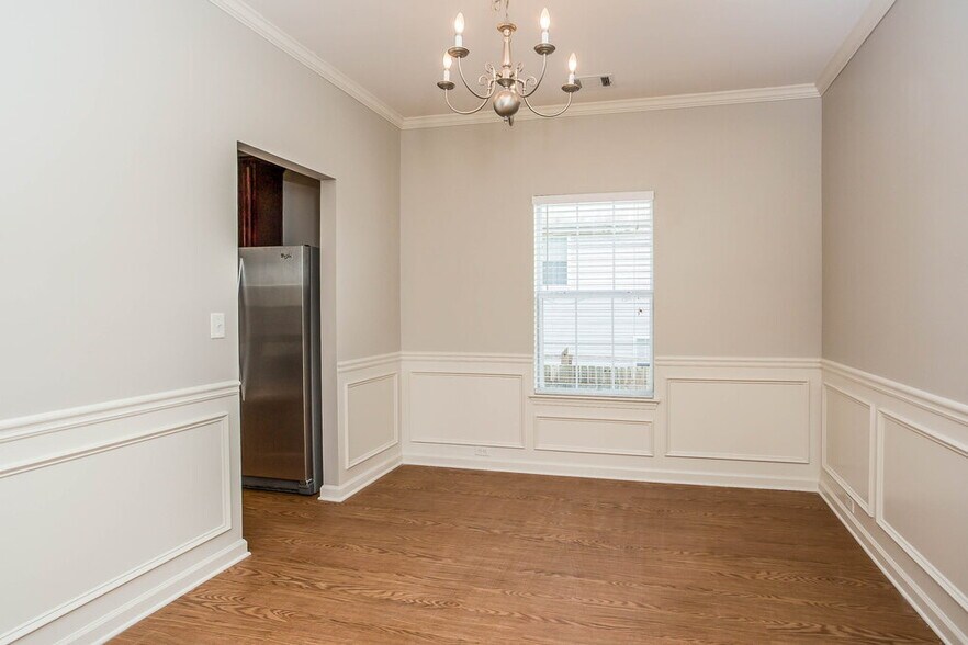 Building Photo - 1115 Watercourse Way