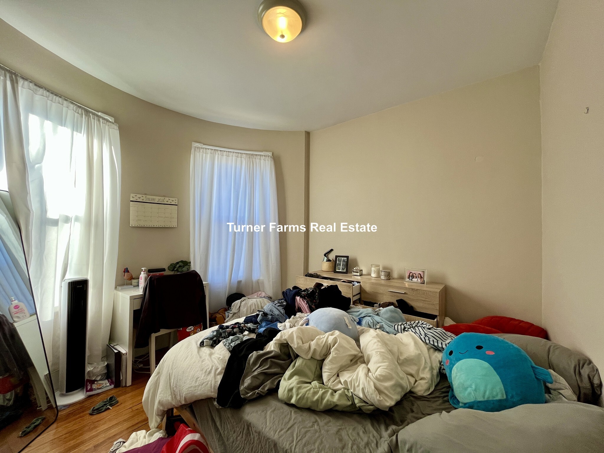 Building Photo - 122 Calumet St