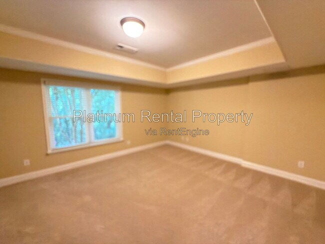 Building Photo - 8015 Wakehurst Pl
