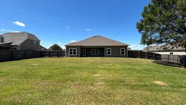 Building Photo - 6 Cheyenne Trl
