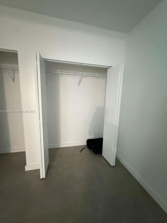 Building Photo - 1100 S Miami Ave