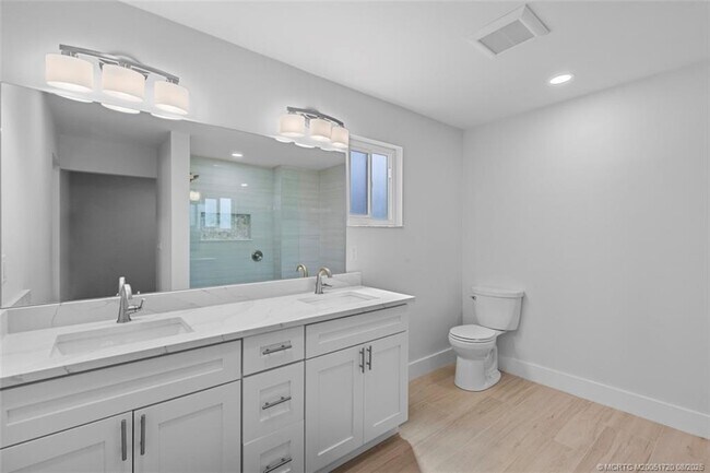 Building Photo - 1534 Thumb Point Dr