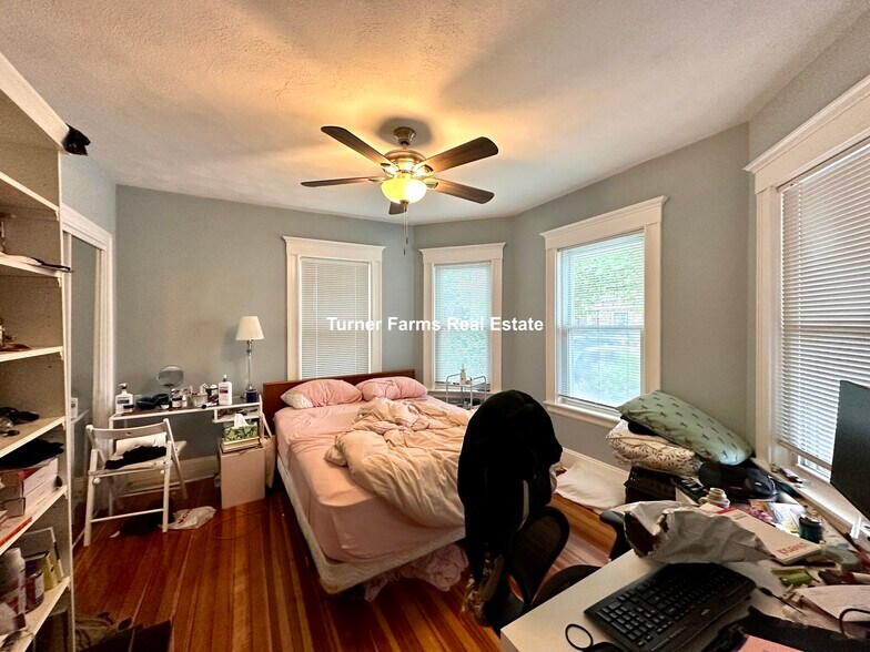 Building Photo - 307 Highland Ave