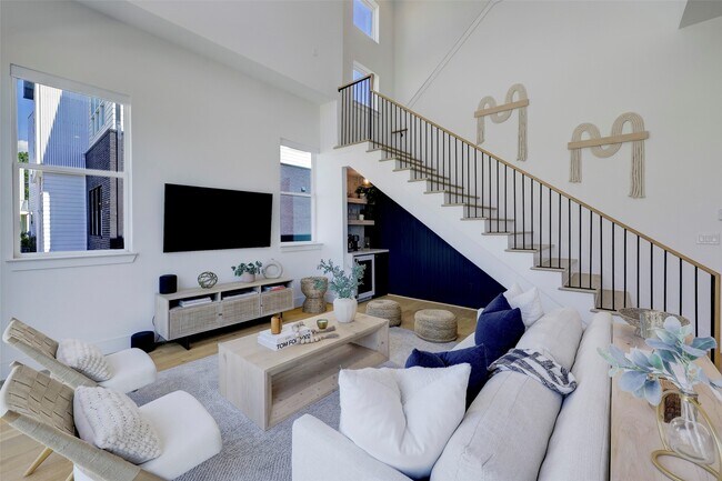 Building Photo - 9809 Mocking Bird Hill Ln