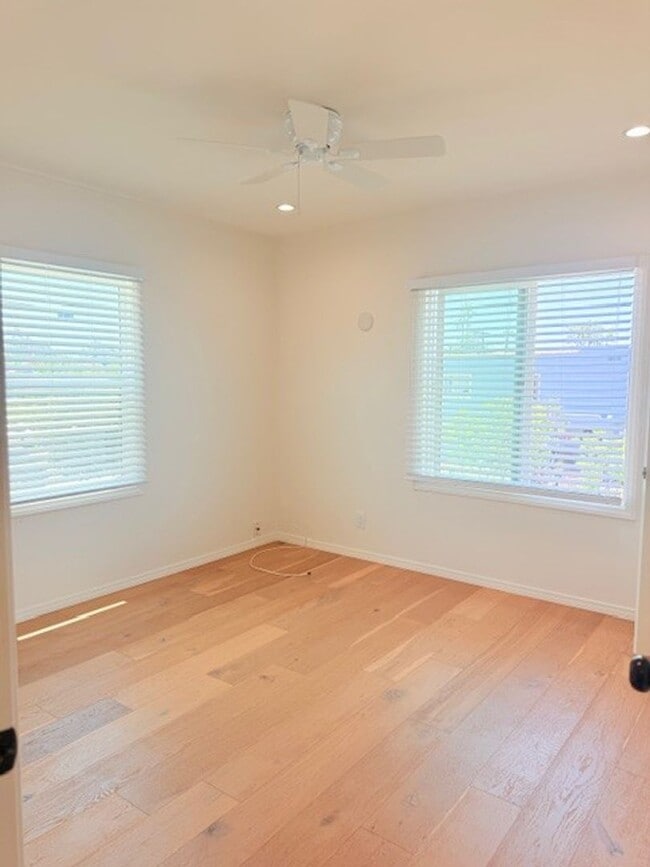 Building Photo - 1/2 OFF FIRST MONTH! BEAUTIFUL & SPACIOUS ...
