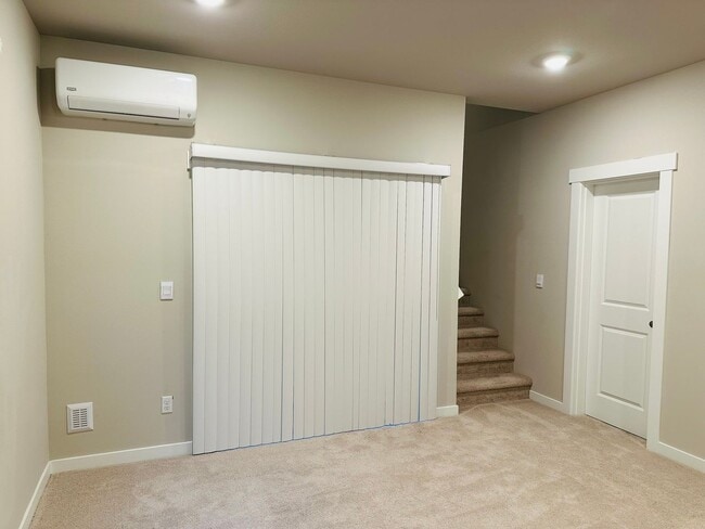 Building Photo - SHORT TERM LEASE OFFER - Newer 3-Story 3 Bedroom DR Horton Home in Lake Stickney/Everett -