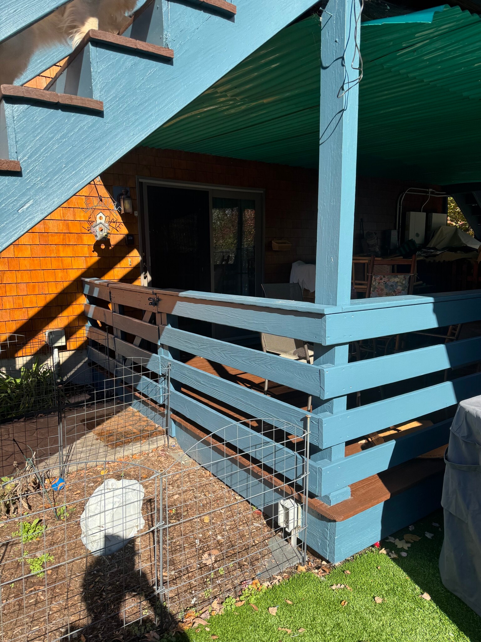 Encloprivate deck - 421 Oakhill Ave