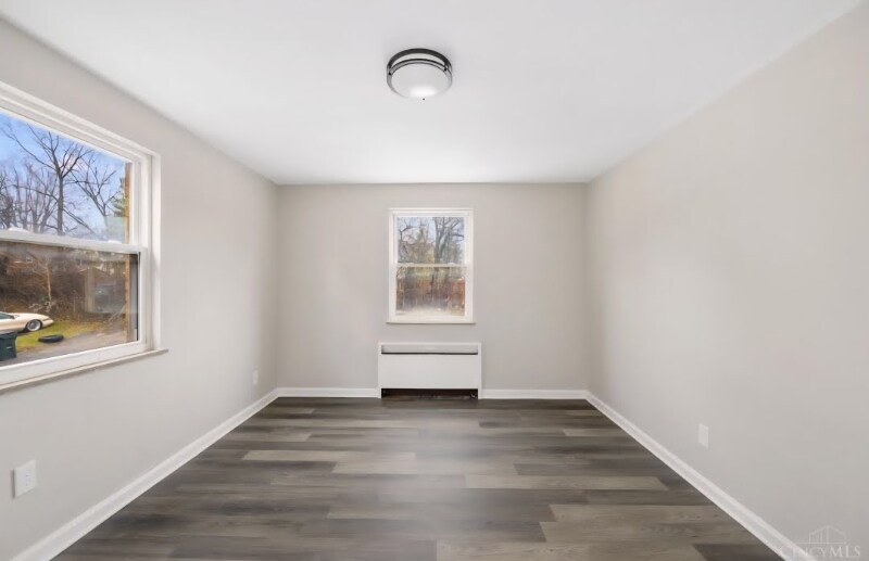 Building Photo - 3910 E Gatewood Ln