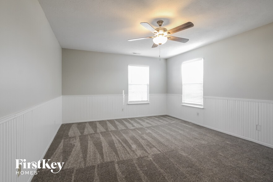 Building Photo - 6 Wyndham Dr