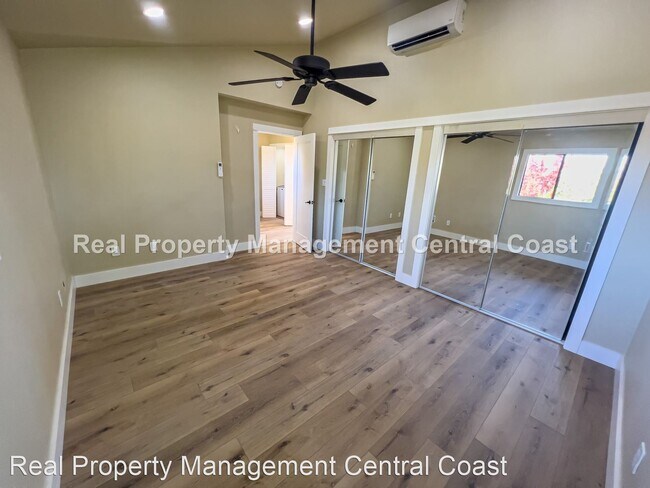 Building Photo - 2 br, 2 bath House - 881 Peach Street, Unit A