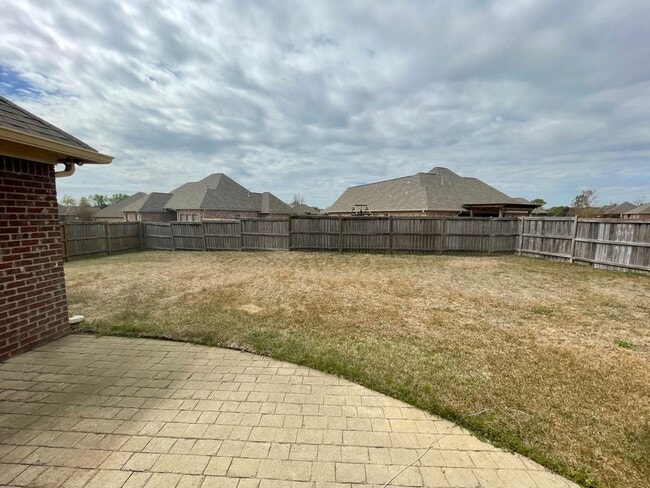 Building Photo - 3/2 For Rent in Madison Germantown School District!!