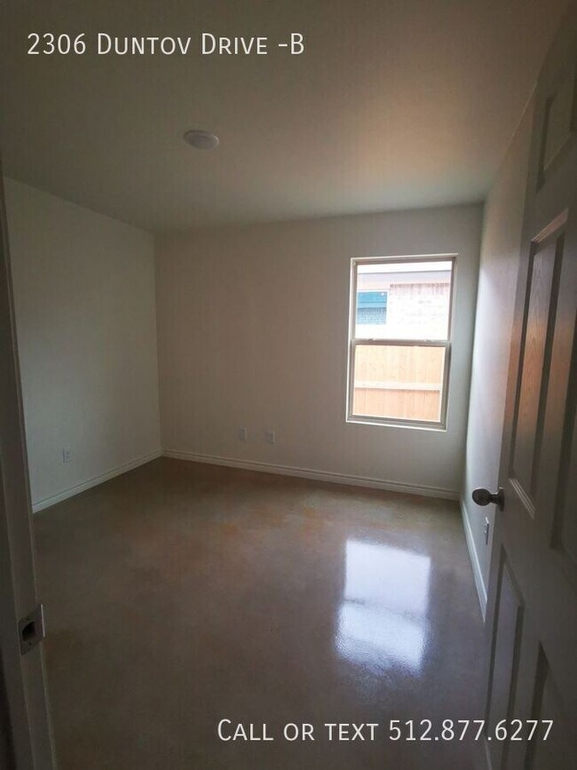 Building Photo - 2306 Duntov Dr