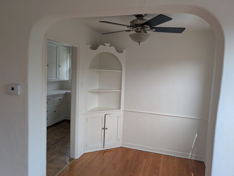 Building Photo - 1612 1/2 Glendon Ave