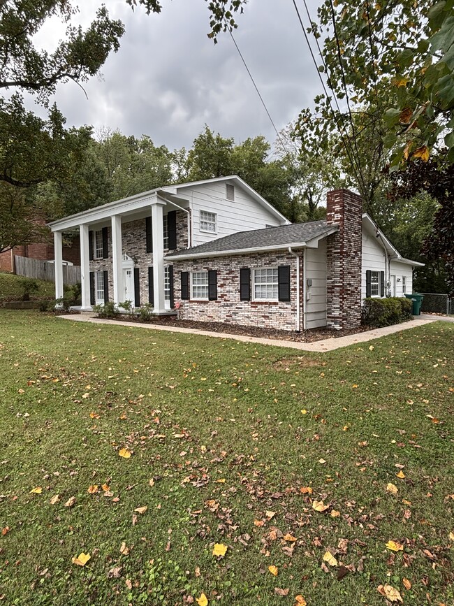 Primary Photo - 113 Sanwood Rd