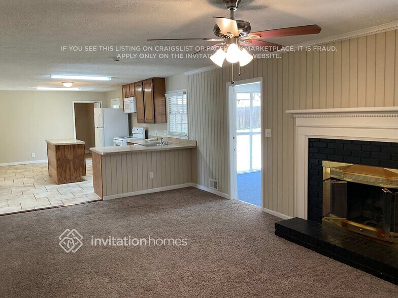 Building Photo - 3011 Stoneridge Ct