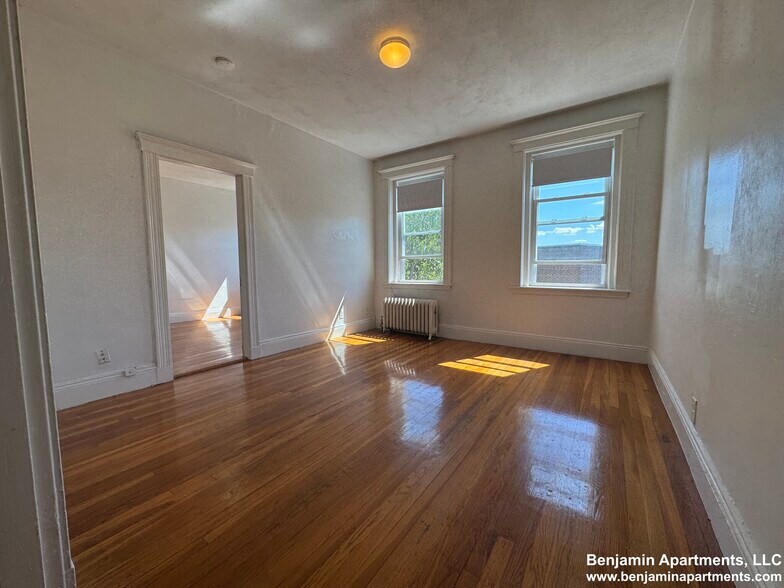 Building Photo - 9A Egremont Rd