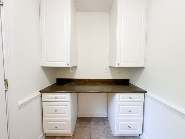 Building Photo - Cozy Oasis in Wake Forest!