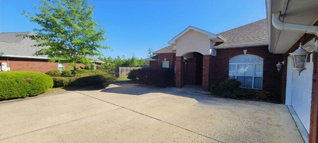Building Photo - The Landings-Lynn Haven