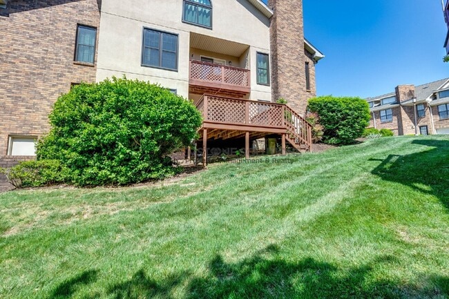 Building Photo - 5918 Stone Brook Dr