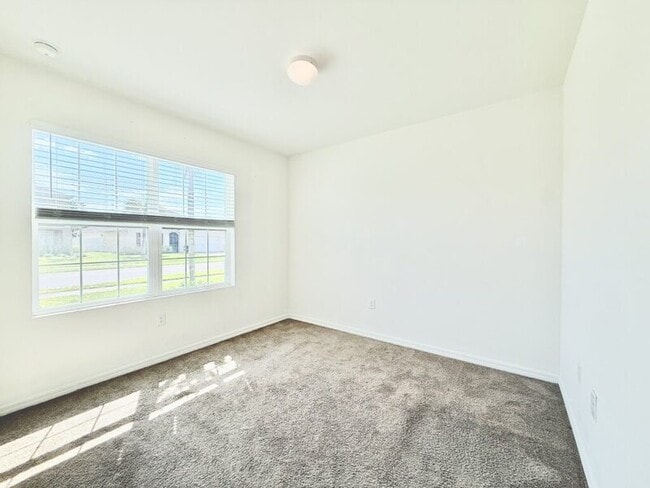 Building Photo - 3422 Cancun Ct
