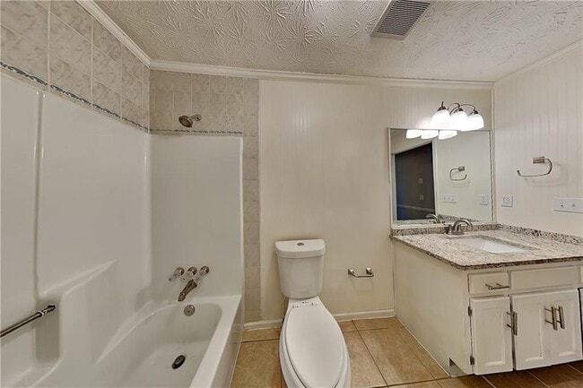 Building Photo - 208 Emerald Cove Ln