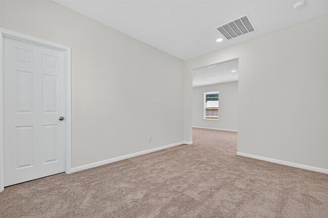 Building Photo - 7515 Sunlit Hbr Dr