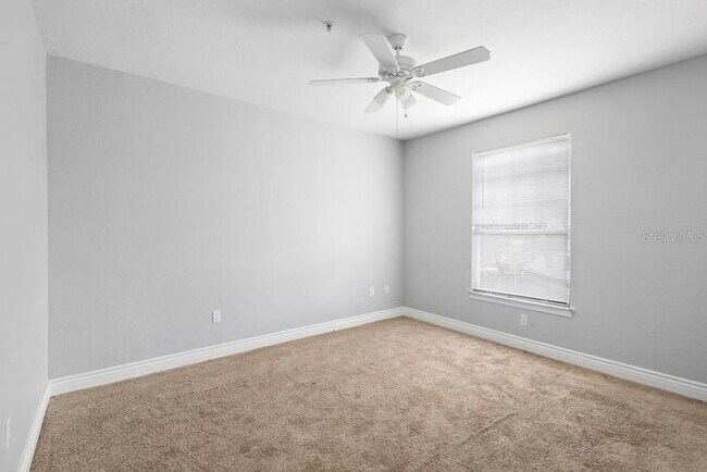 Building Photo - Free application fees 2 Bedroom condo with 2 Baths and balcony minutes from The Mall at Millenia