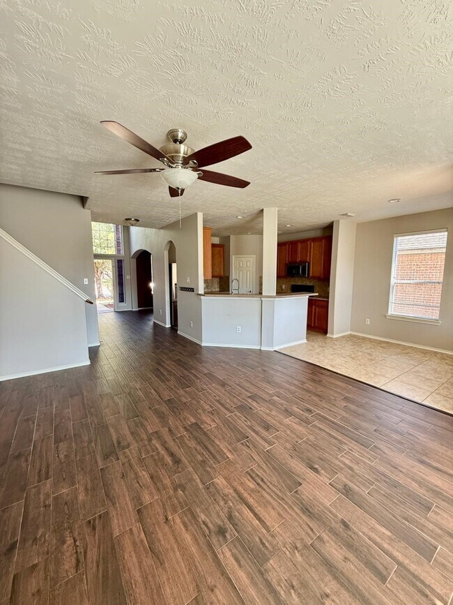 Building Photo - 20223 Benton Springs Ln