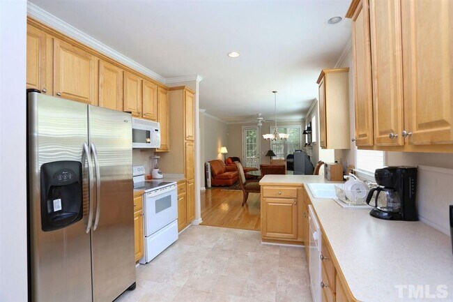 Building Photo - 46 Scottish Ln