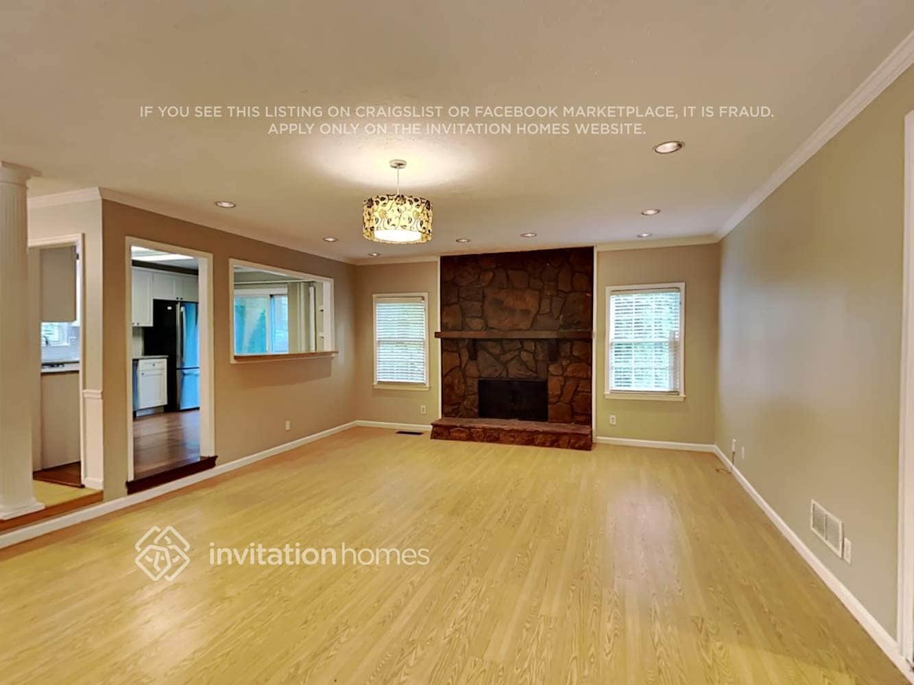 Building Photo - 434 Julie Anne Way