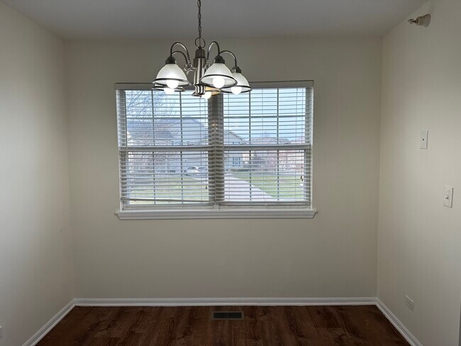 Building Photo - 1361 Orleans Dr