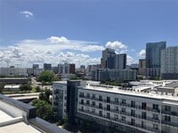 Building Photo - 201 W Laurel St