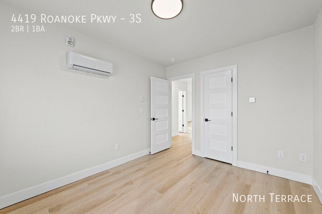 Building Photo - 4419 Roanoke Pkwy