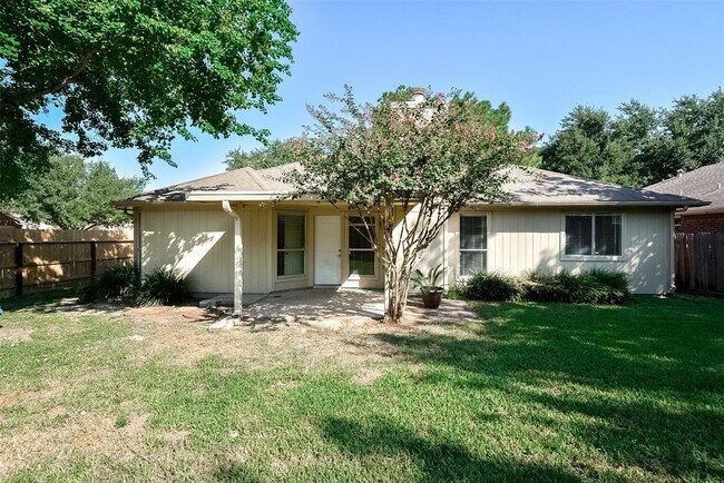 Building Photo - 22823 Williamschase Dr