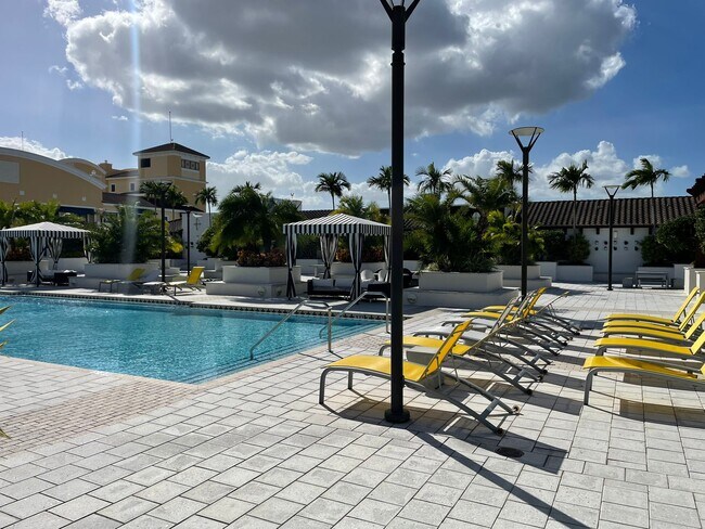 Building Photo - 7320 SW 79th St