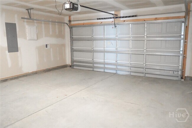 Building Photo - 496 Coconut Dr