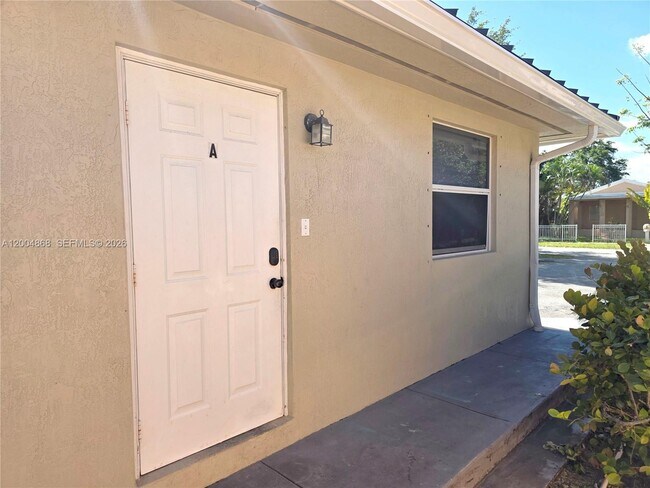 Building Photo - 2309 Liberty St