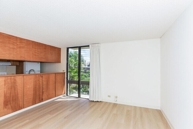Building Photo - Piikoi Atrium - studio,1 bath with 1 covered parking stall