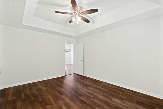 Building Photo - 371 Marshview Dr