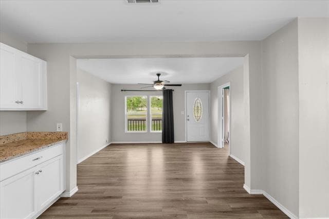 Building Photo - 657 E Commerce St