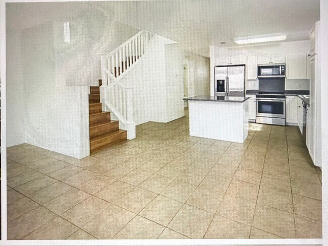 Building Photo - Ocean Pointe - Kelohi Kai - 4-bedroom 3 bath/enclosed garage